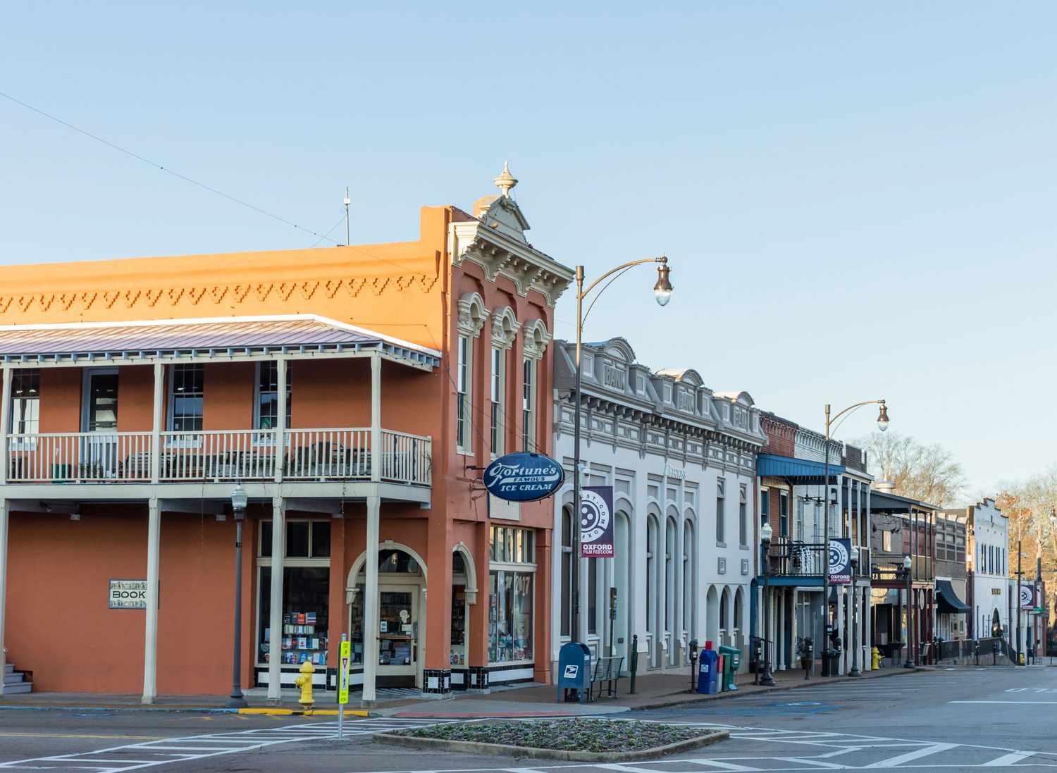 Shop & Explore the Square